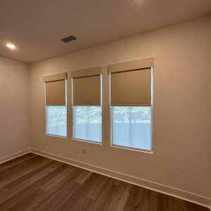 Рулонная штора Somfy Sonesse 40 WT, утяжелитель Aero, через смартфон, 0.6 м