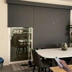 Рулонная штора Somfy Sonesse 40 RTS, графитовый, blackout, 0.5 м