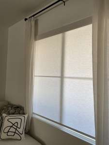 Электрокарниз для рулонной шторы Somfy Sonesse 40 WT, настенная кнопка (арт. 32267)