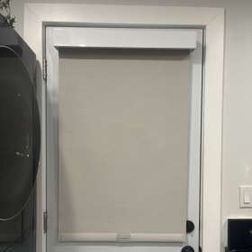 Рулонная штора Somfy Sonesse 40 WT, светло-бежевый, blackout, настенная кнопка, 0.6 м (арт. 31963), фото 4