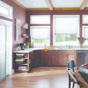 Электрокарниз для рулонной шторы Somfy Sonesse 40 RTS, чёрный, blackout, 0.8 м